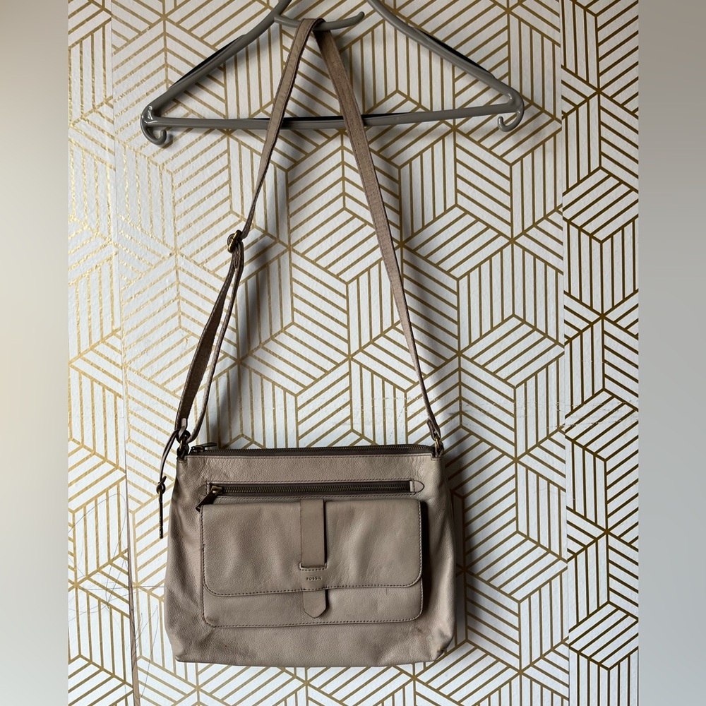 FOSSIL Kinley Small Fold Over Leather Crossbody Bag Adjustable Strap Gray